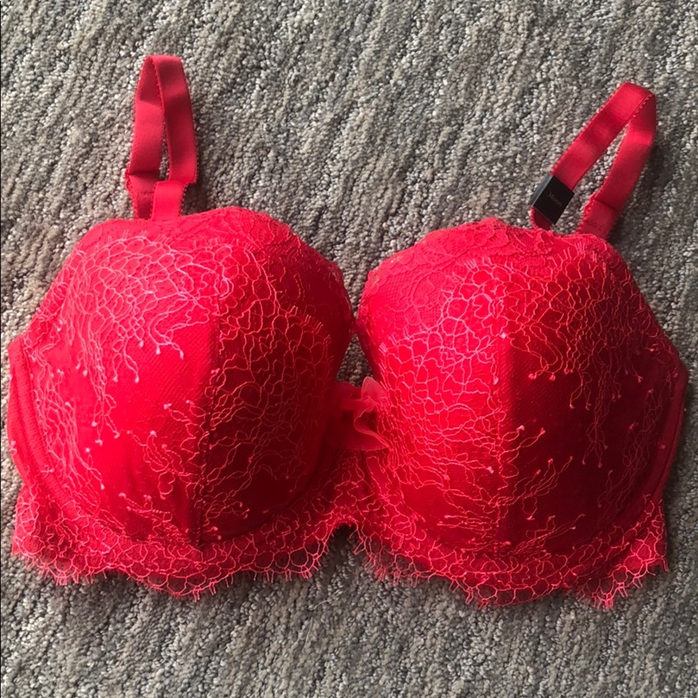 Victoria’s Secret dream angels bra
